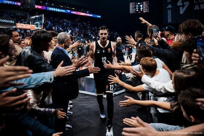 Asvel se impone en Lyon a Dubai con Colo y Watson Nando De Colo
